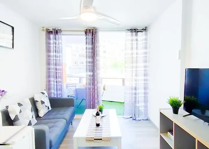 Nomadic Friendly * 플라야 델 잉글스