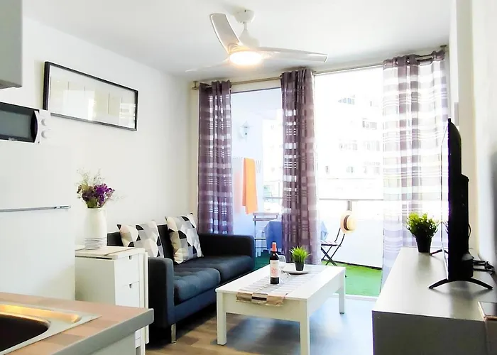 Nomadic Friendly * Плайя-дель-Інглес